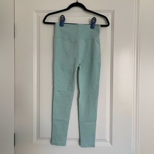 Ice blue, ribbed leggings, size small.
